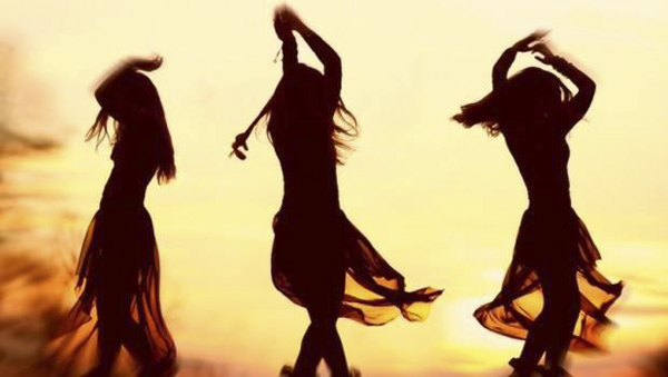 women dancing finding their creativity